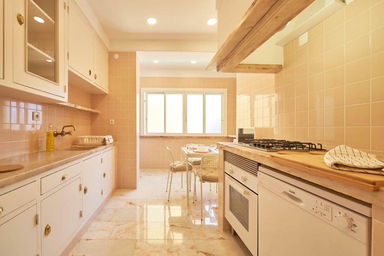 Campo Pequeno Prestige Hotel ลิสบอน ภายนอก รูปภาพ